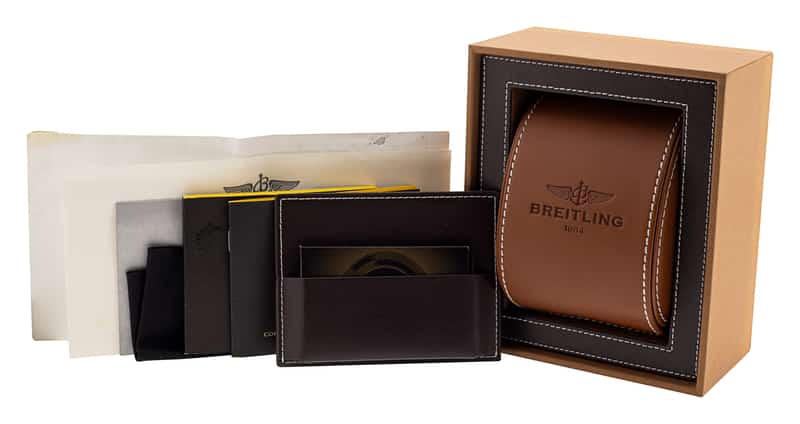 Breitling Avenger II A13381